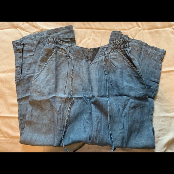 American Eagle Flowy Pant - Picture 1 of 2